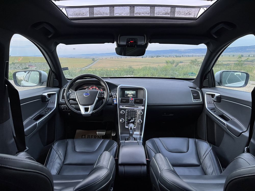 Volvo XC 60 2.4d 215 cp AWD (4x4) Automat 2015 Extra Full
