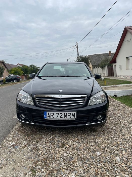 Mercedez-Benz C-Class C220
