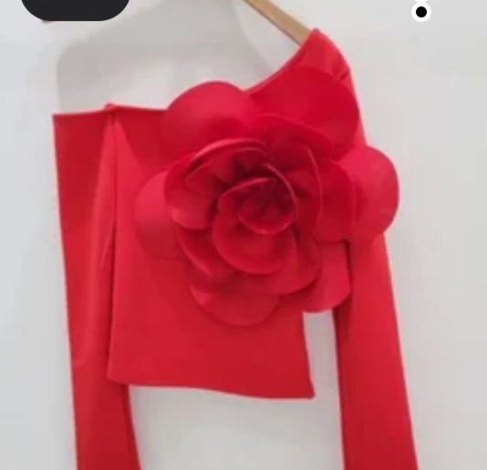 Блузка боди с цветком