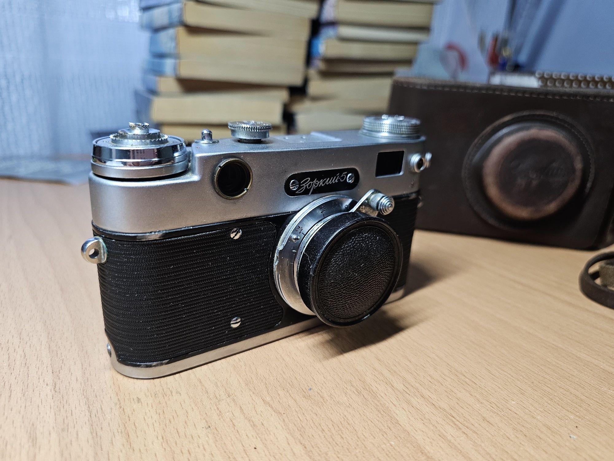 Руски фотоапарат ,,Зоркий 5"