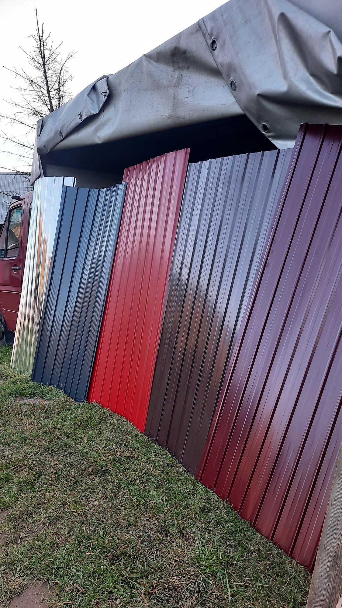 Tablă cutată zincata zinc aluminiu colorată preț negociabil transport