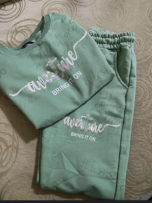 Сетове за момиче 146-152 см