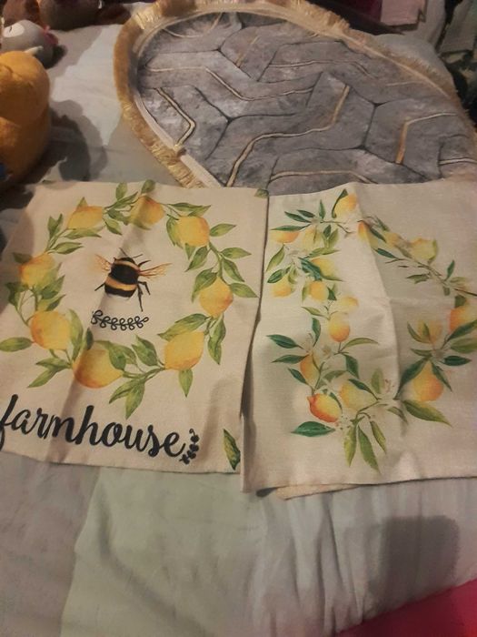 Covoras și 3 buc fete de pernă