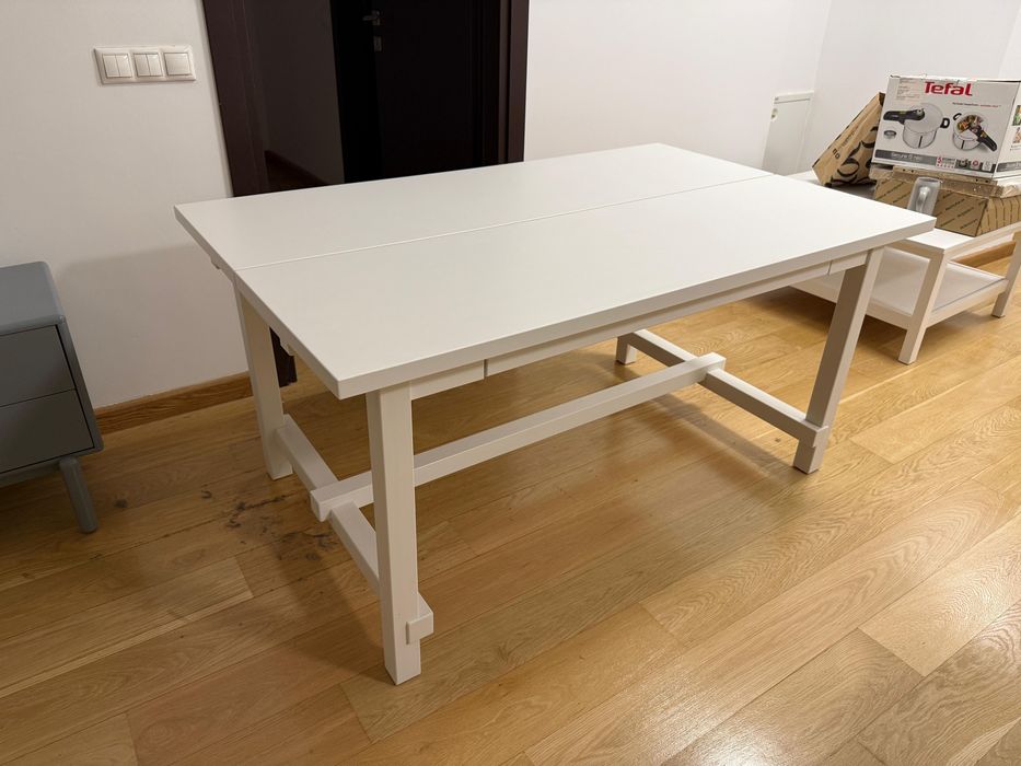 Masă de bucătărie extensibilă Ikea