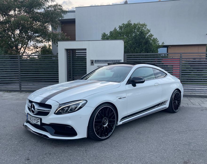Mercedes-Benz C63 AMG V8 Bi-Tubo 476 CP SpeedShift MCT 7-Speed
