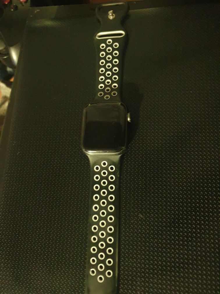 Apple watch SE smart