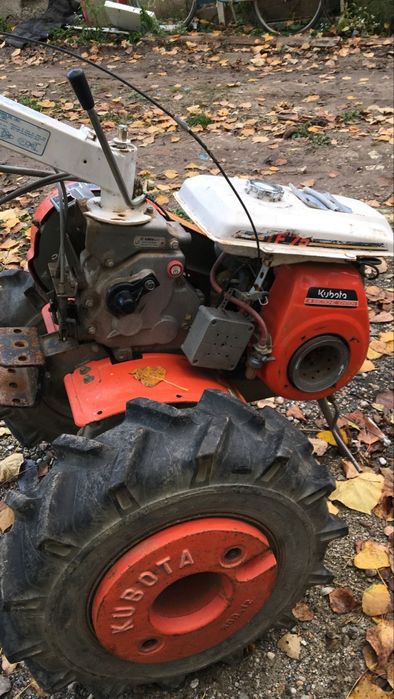 Vând motocultor Kubota