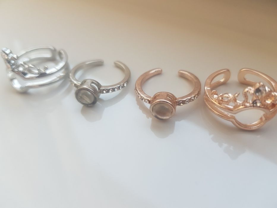 Inel cu proiectie mesaj "te iubesc" in 100 limbi. Nou. Ideal cadou