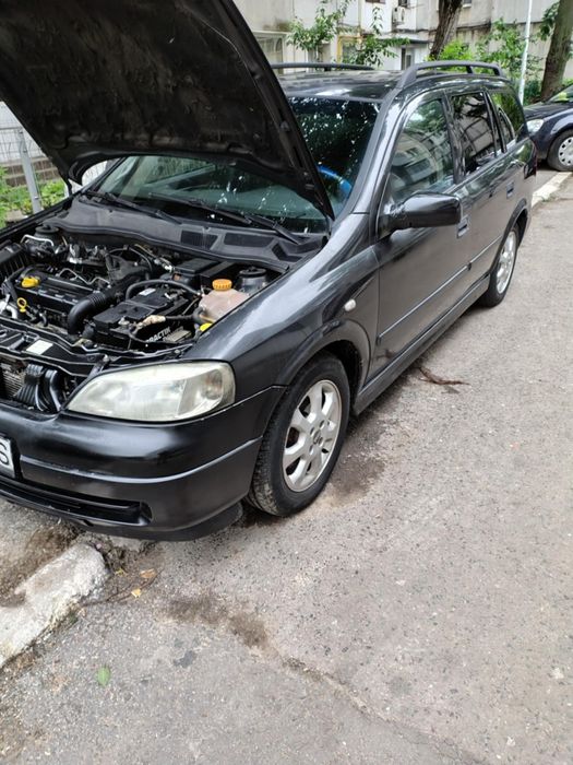 Vând Opel astra g