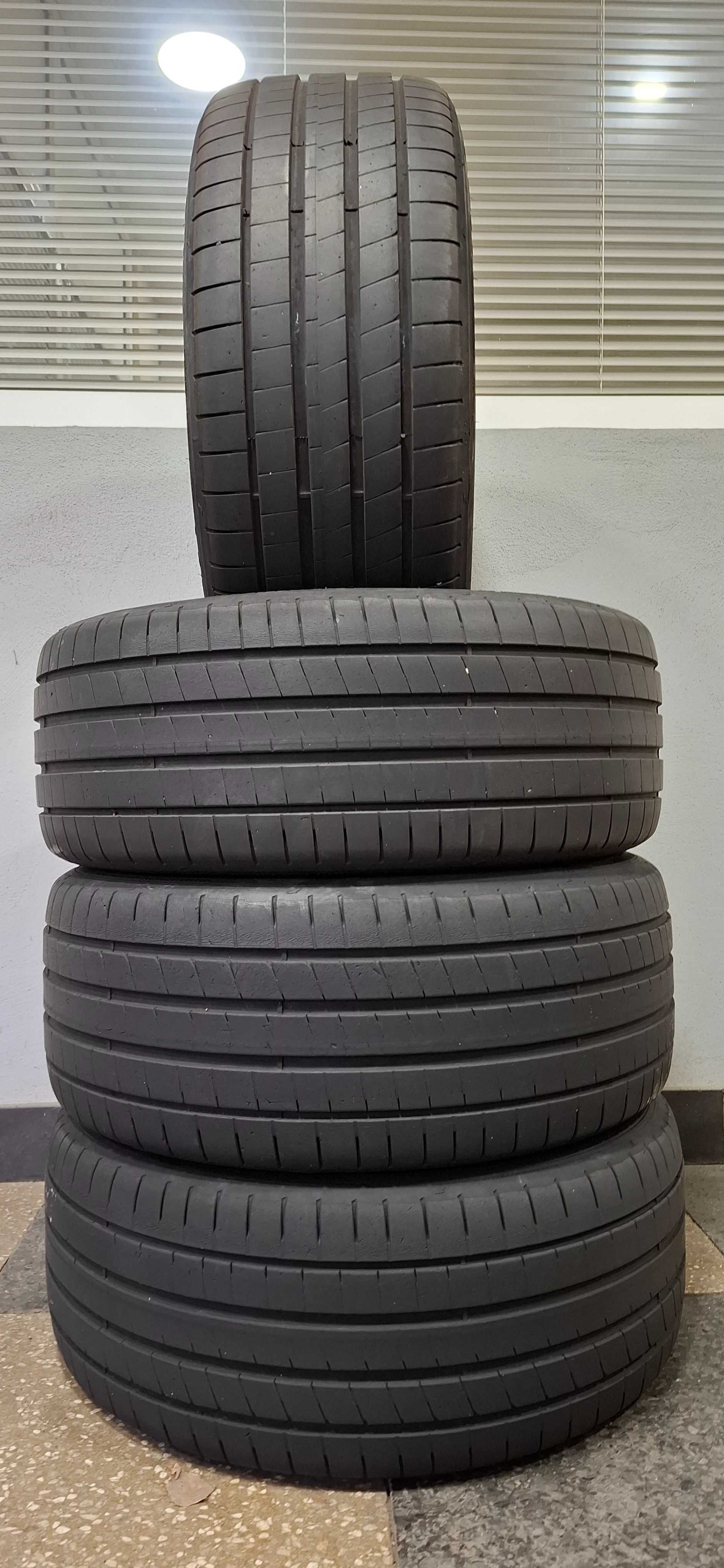 4бр. 225/40/18 Goodyear 6mm грайфер, дот 23г.Безплатен монтаж