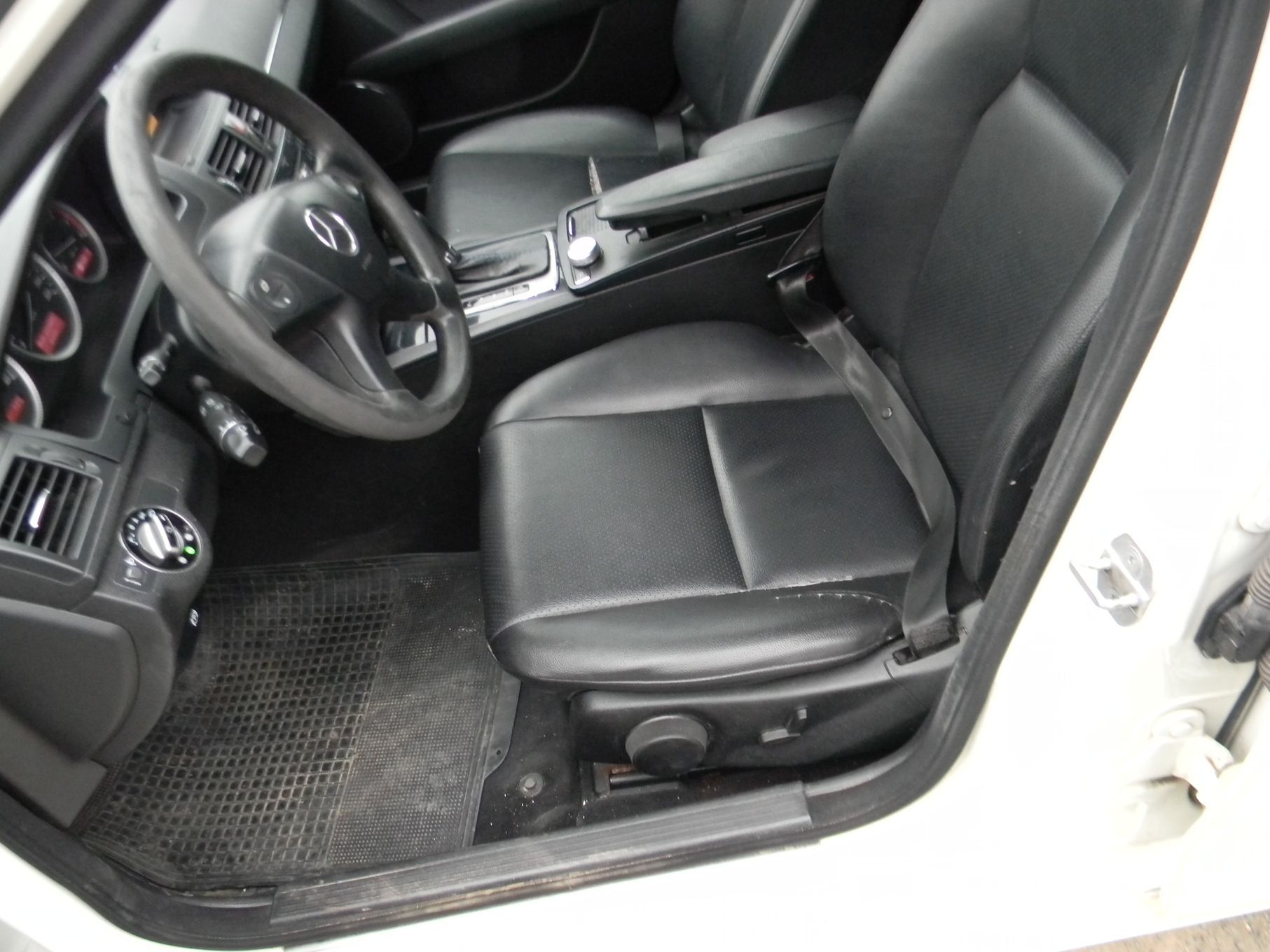 Dezmembrari  Mercedes-Benz C-CLASS (W204)  2007  > 2014 C 200 CDI (20