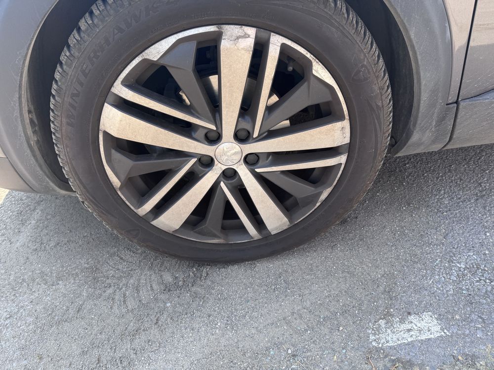 Зимни гуми 2 бр. Firestone Winterhawk 4 и Dunlop WinterSport 5