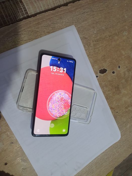 Vând samsung a52 s 5g an stare impecabila