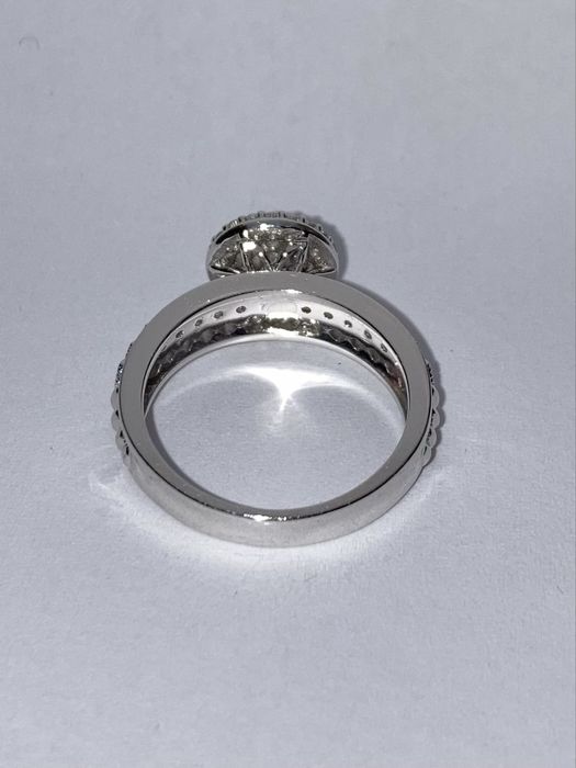 Inel aur alb cu diamante 0.65ct