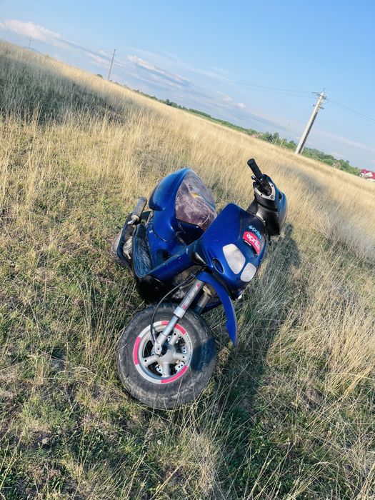 Vand scuter de 50 cc