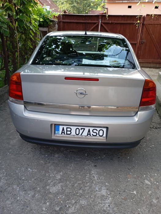 Vând Opel Vectra C