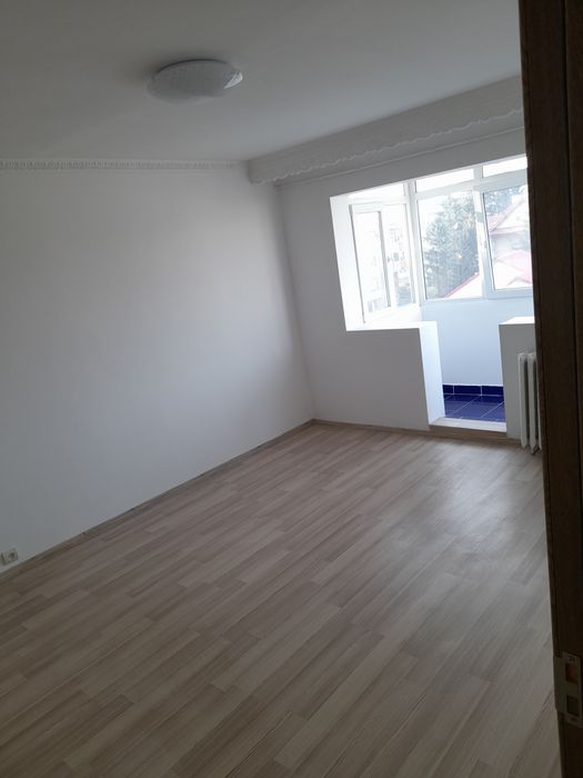 URGENT apartament cu 3 camere