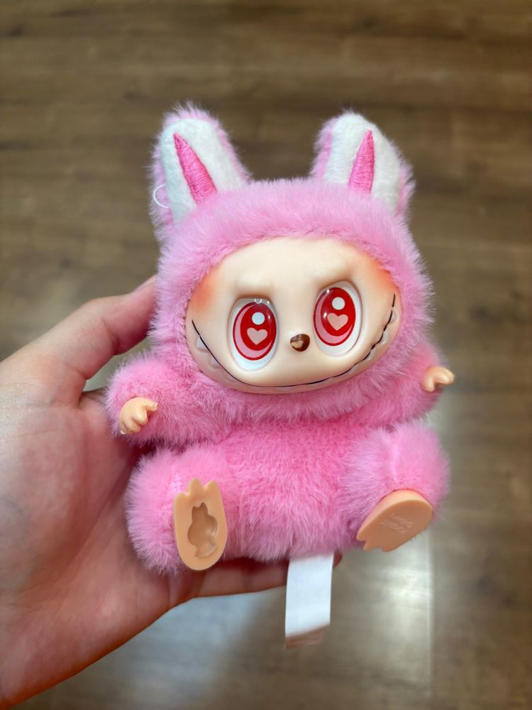 Продается игрушка Лабубу