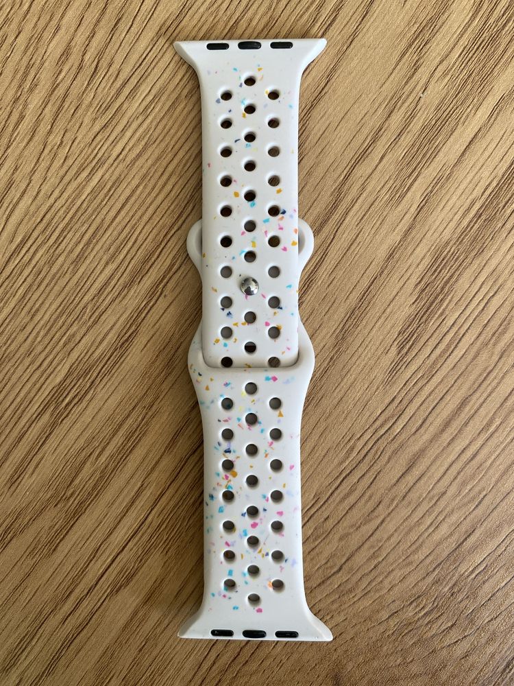 Apple Watch НОВИ Каишки