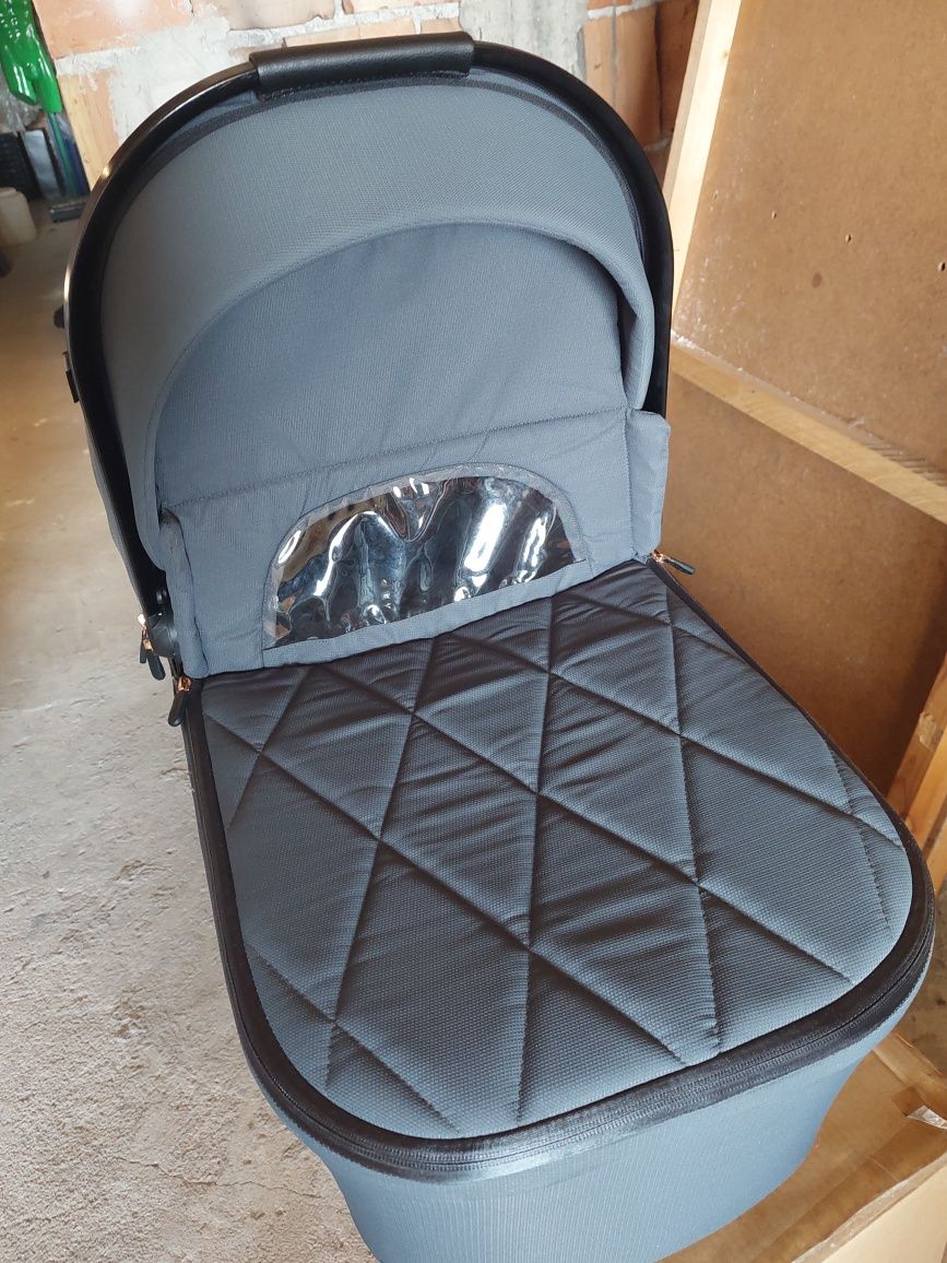 Бебешка количка 2в1 Carrello Ultra