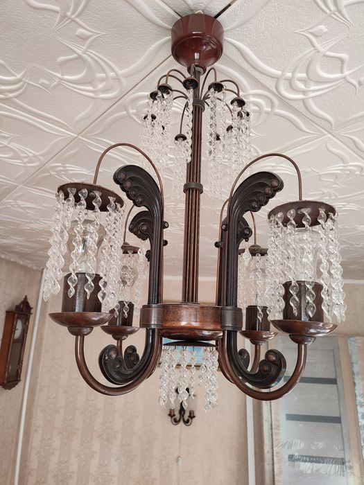 Продам люстру и бра