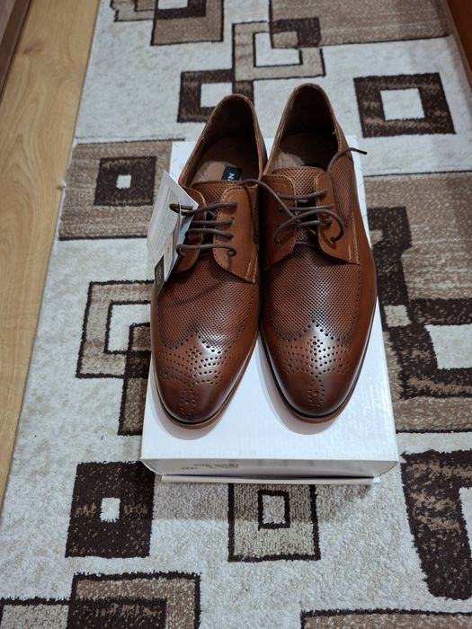 Pantofi piele nevalis
