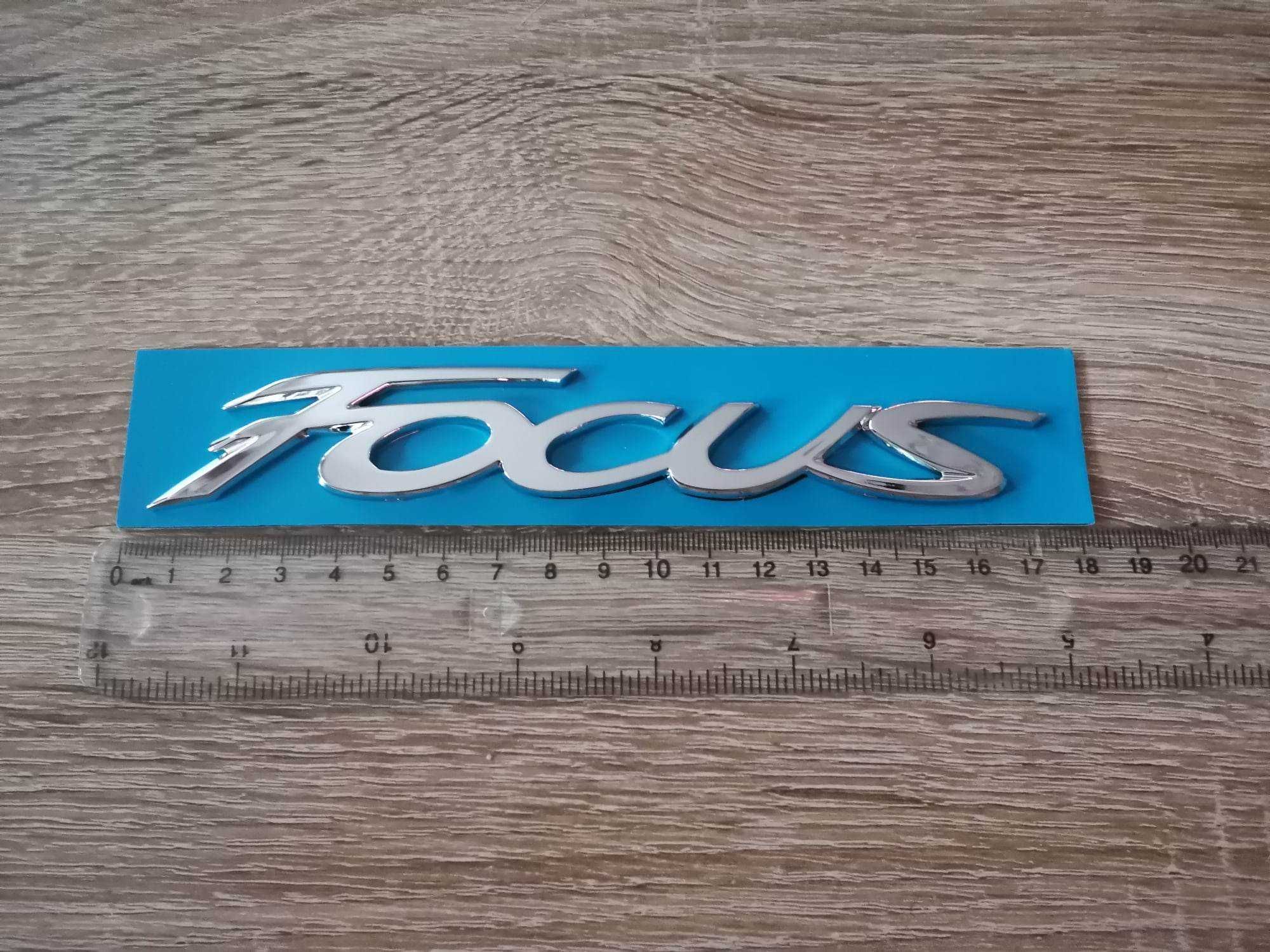сребрист надпис Форд Фокус Ford Focus