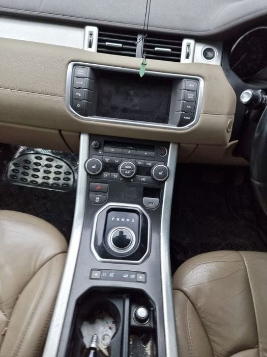 far stanga dreapta fata capota bara fata spate armatura grila haion portbagaj eleron land rover range evoque motor 2.2d dezmembrez