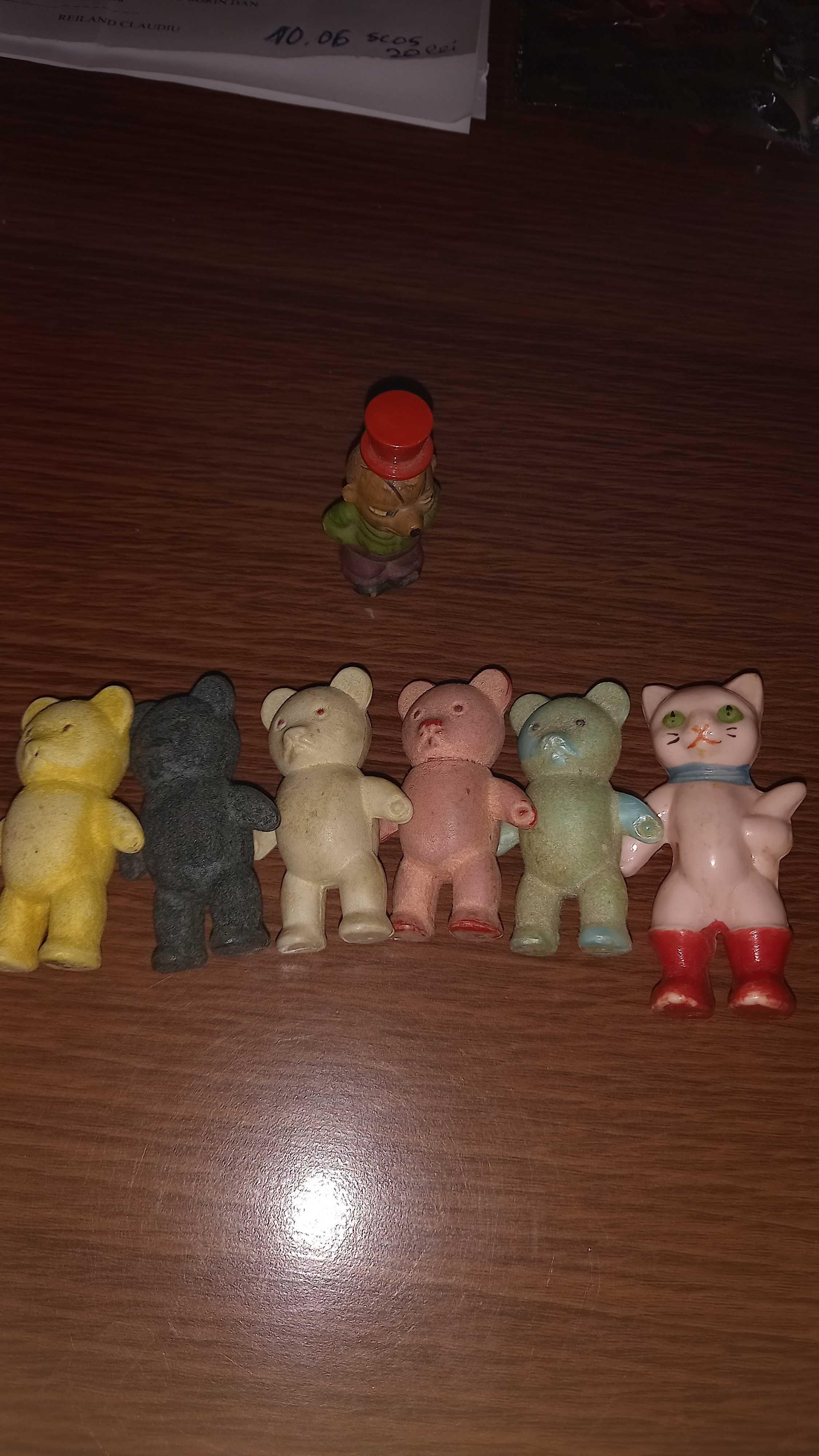 Figurine din anii '60
