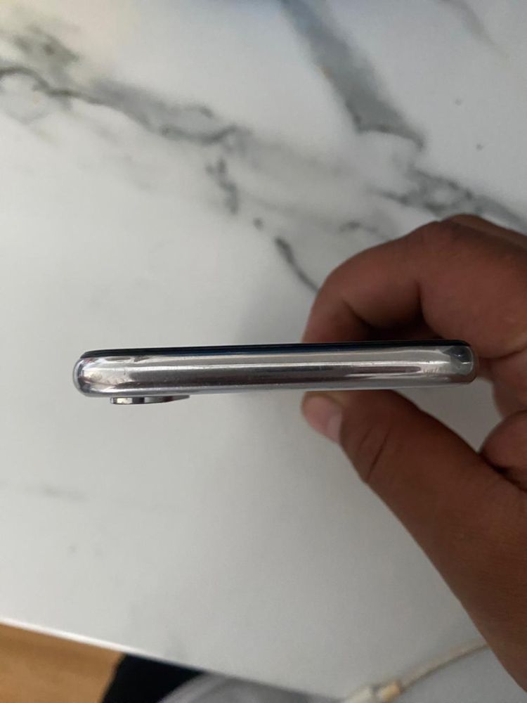 Iphone x 256 гб.                 .
