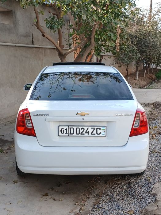 Laseti 2010yil avtomat