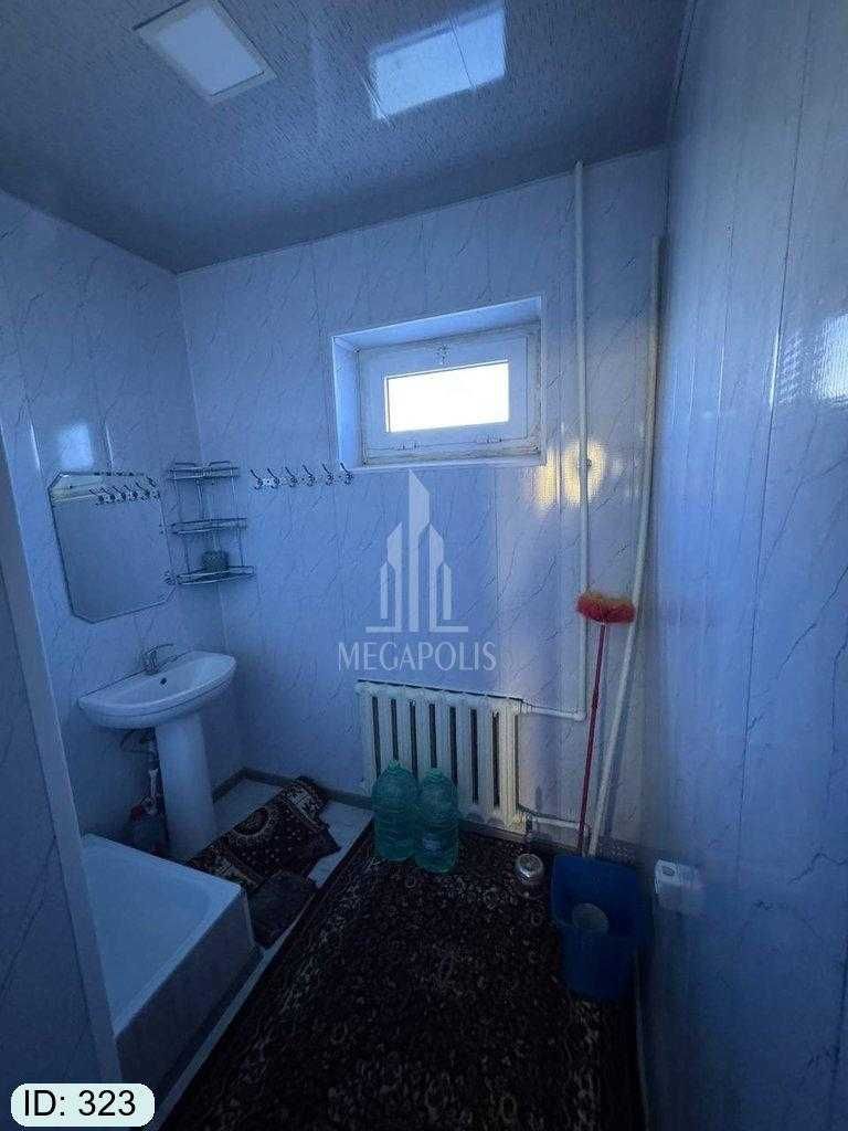 №323 5mikr jomiy tarafda  4 xonali kvartira sotiladi