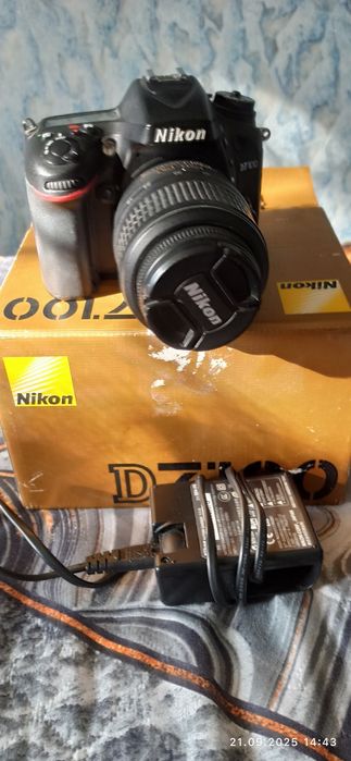 Продам фотоаппарат Nikon D7100