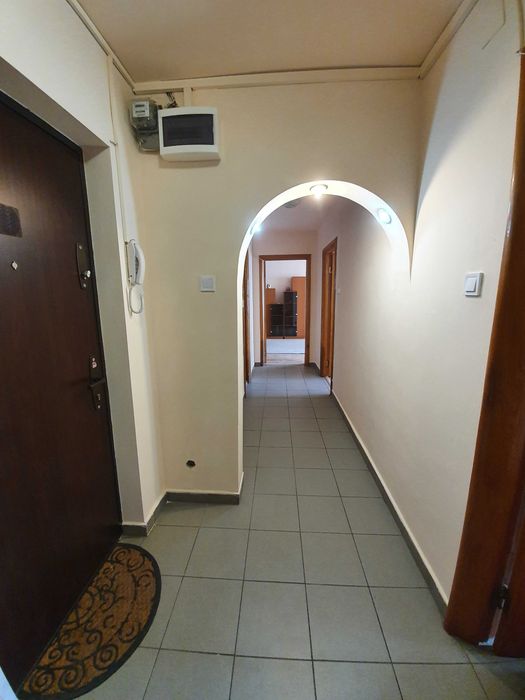 Apartament 2 camere de inchiriat, renovat, zona rond Baba Novac