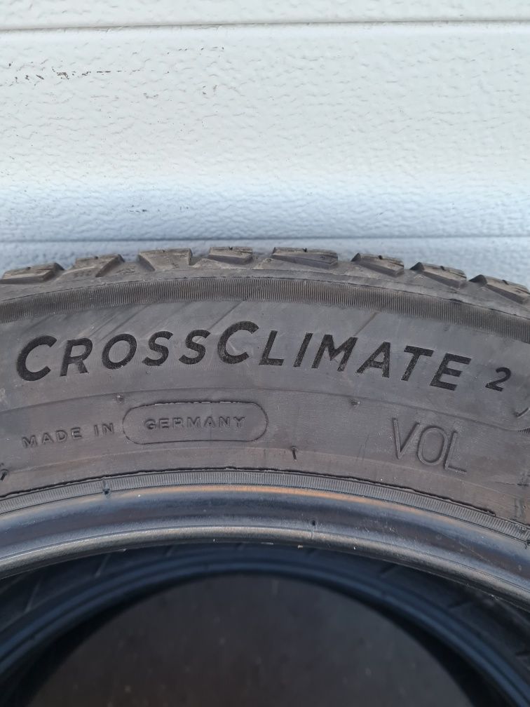 Всесезонни гуми 2 броя MICHELIN CrossClimate2 235 50 R19 дот 1222