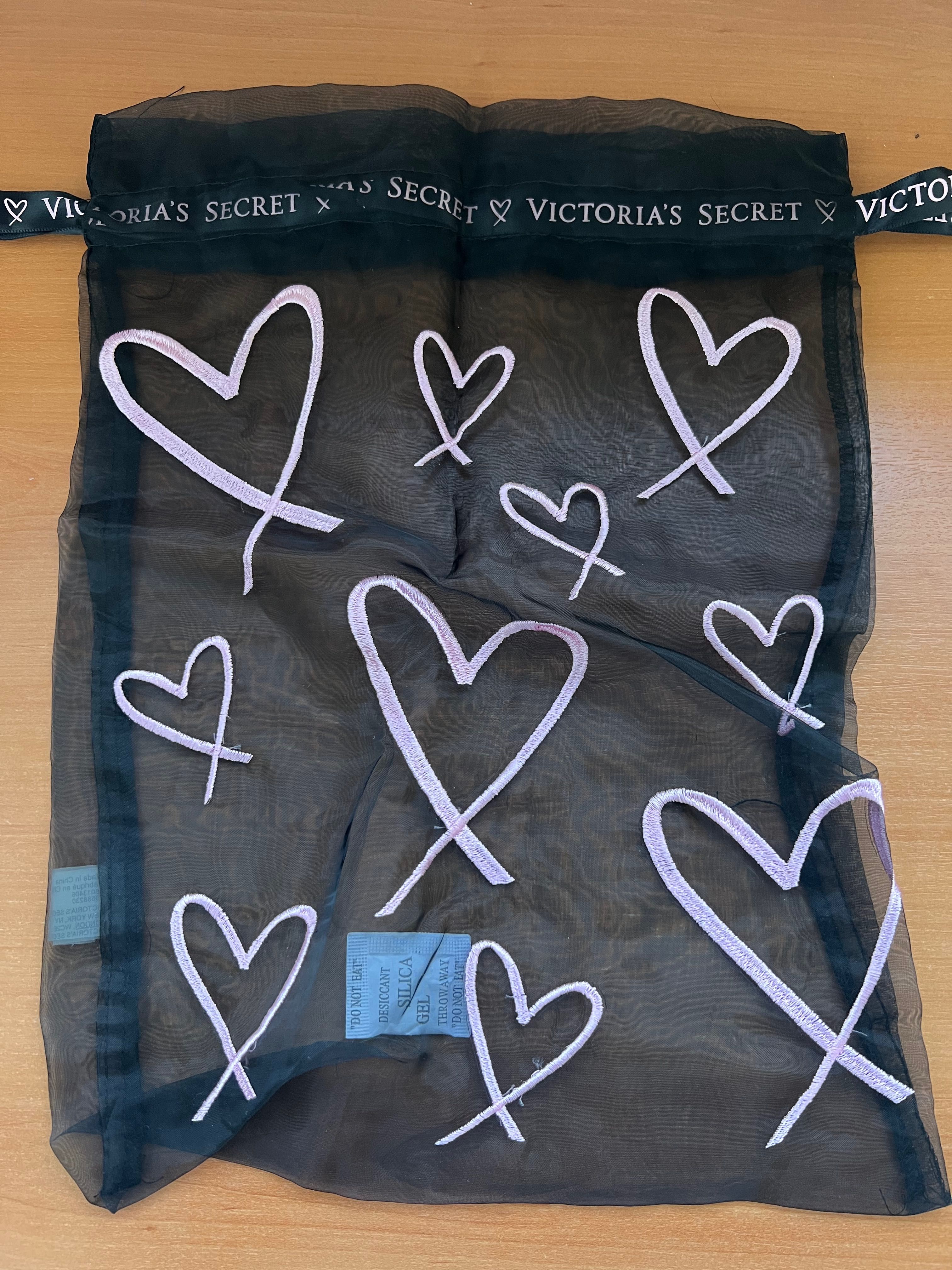 Victoria’s Secret спрей с блестящи частички