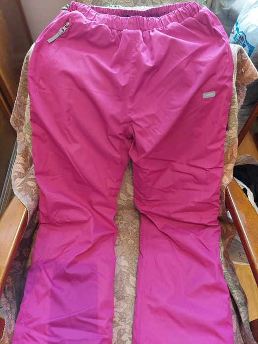 Pantaloni pentru ski