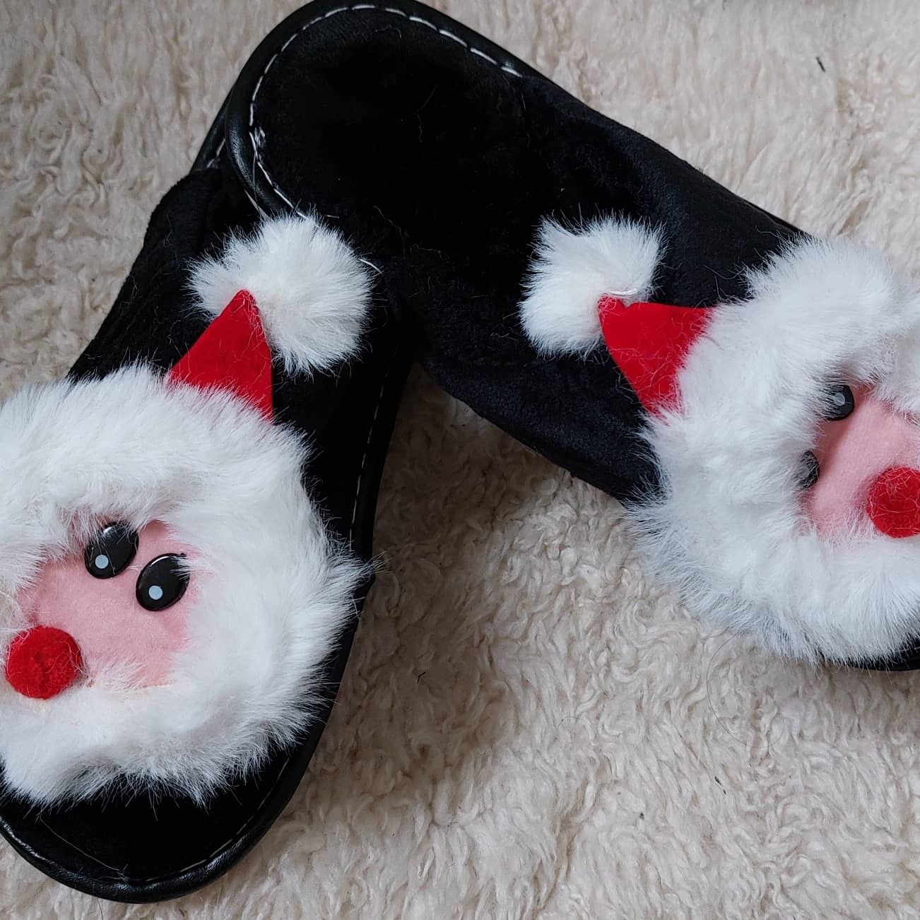 Papuci dama Mos Crăciun