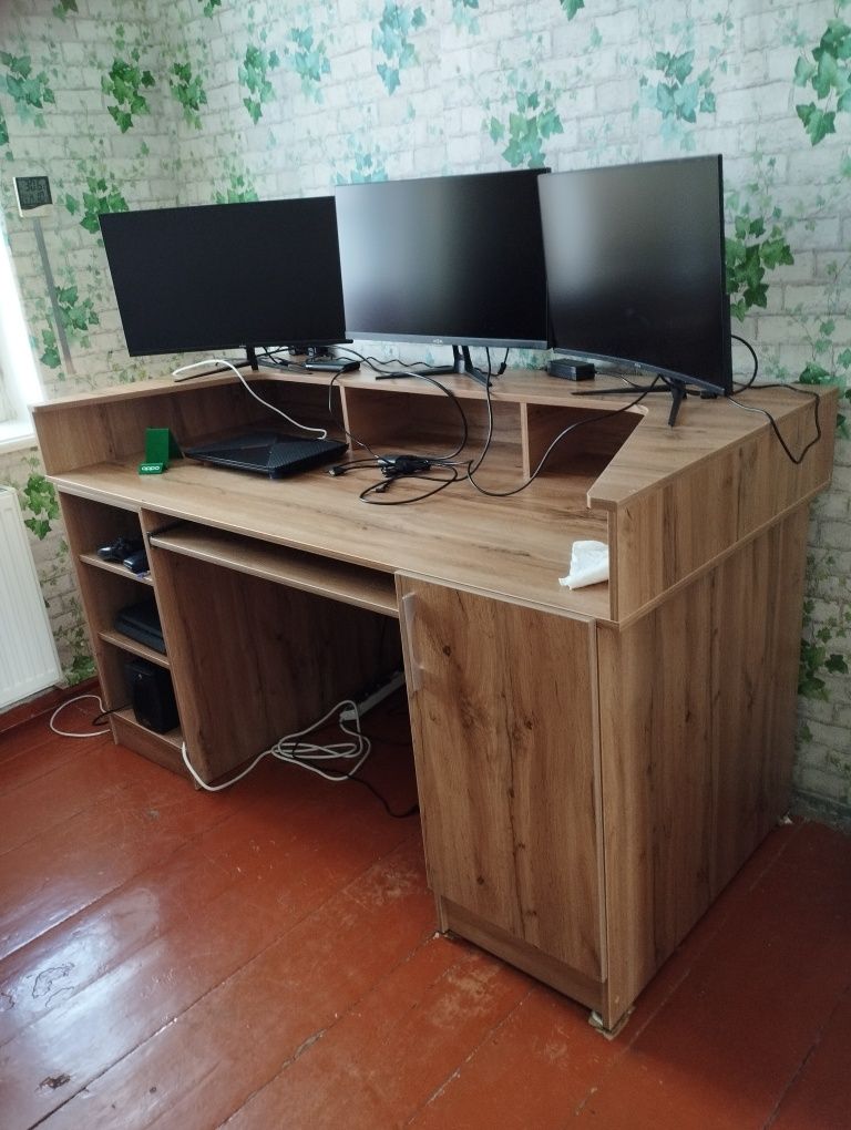 Мебель на заказ для дома и офиса