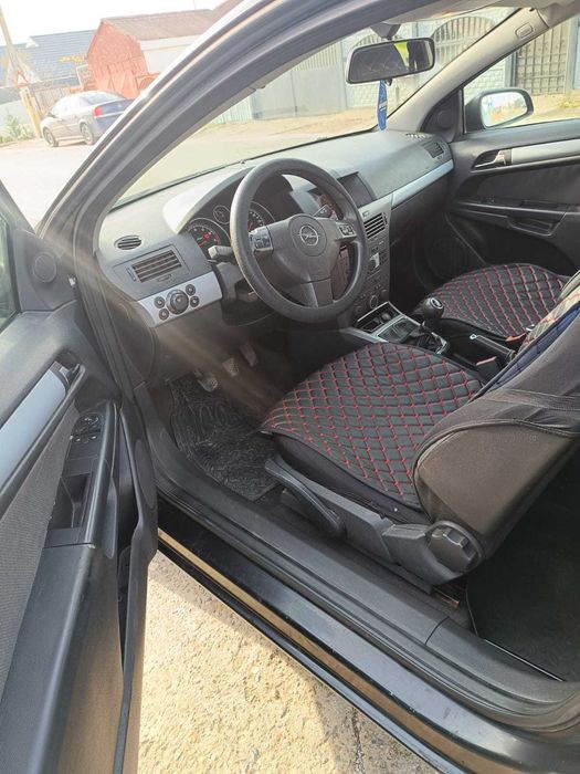 Opel Astra GTC 2007