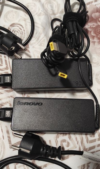 Încarcător laptop Lenovo