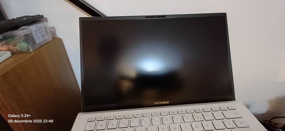 Leptop Asus S432F,defect