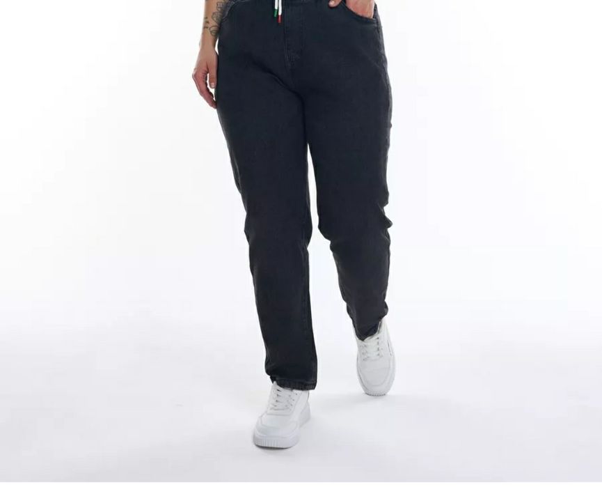 Продам джинсы,новые на резинке