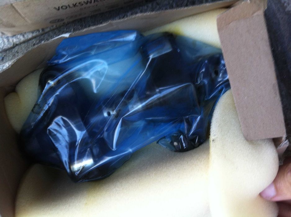 Продавам 2 вала с кобилици(НОВИ,ОРИГИНАЛНИ) за Помпа/Дюза 1,9..2,0,2,5