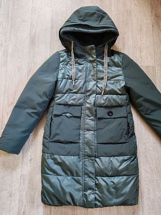 Пуховик зимний на подростка 10-12 лет