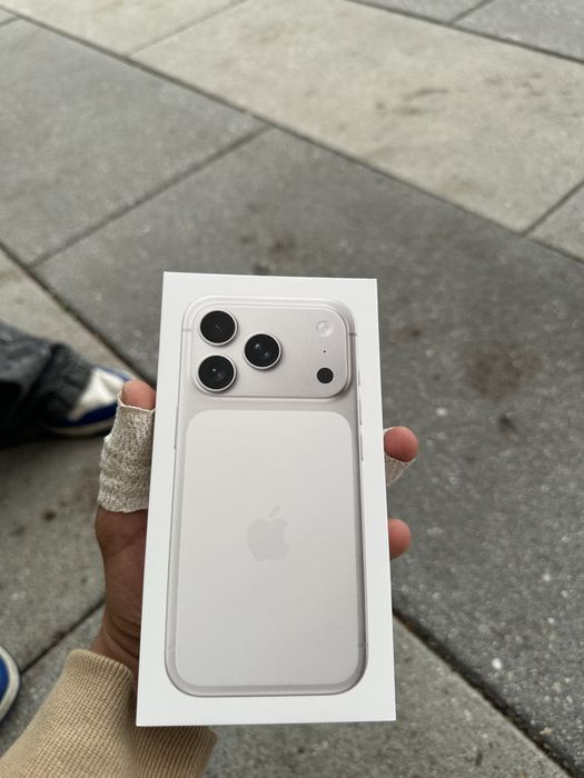 Iphone 17 pro NOU Sigilat 256gb garantie un an applecare