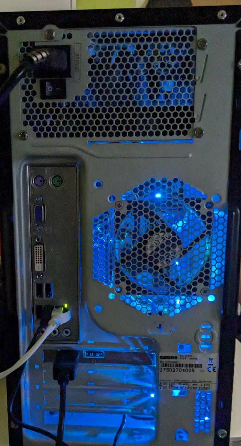 Компютър Exone с RGB