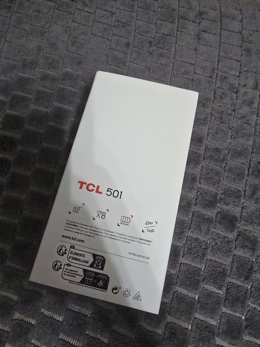 Telefon TCL 501 Nou