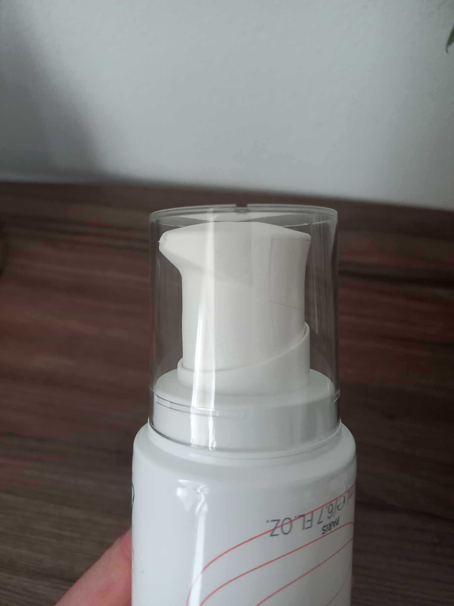 Crema relipidanta pentru pielea uscata XeraCalm A.D., 200ml, Avene
