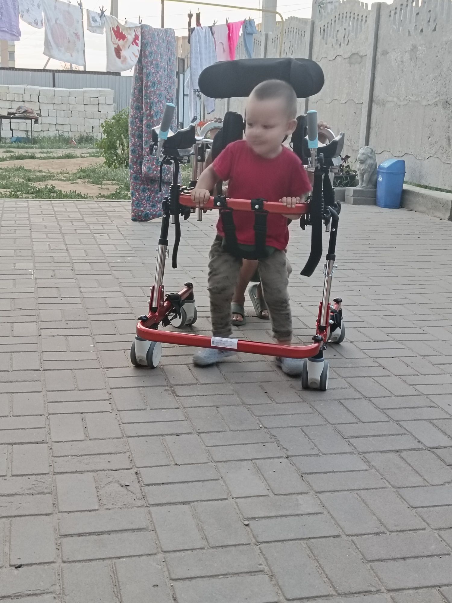 Ходунок для детей ДЦП